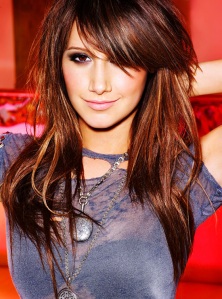 long-brown-hairstyle-with-bangs